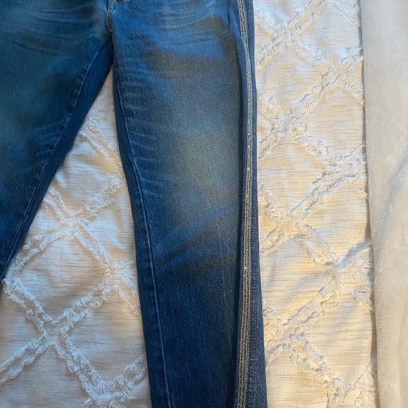 Mid-rise, Straight-leg, Lucky Brand Jeans - Picture 2 of 4
